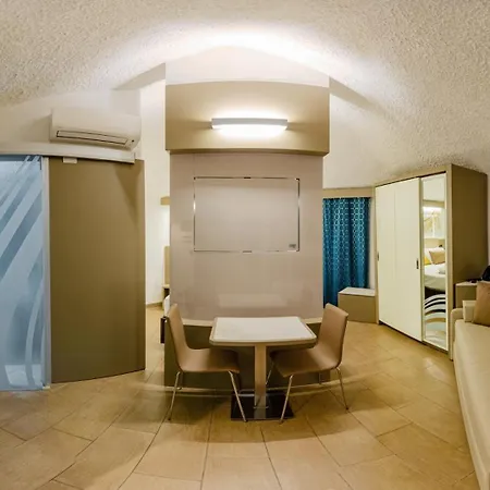 Calanica 4* Cefalu