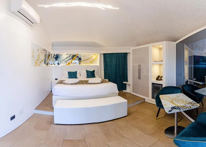 Calanica צ'פאלו