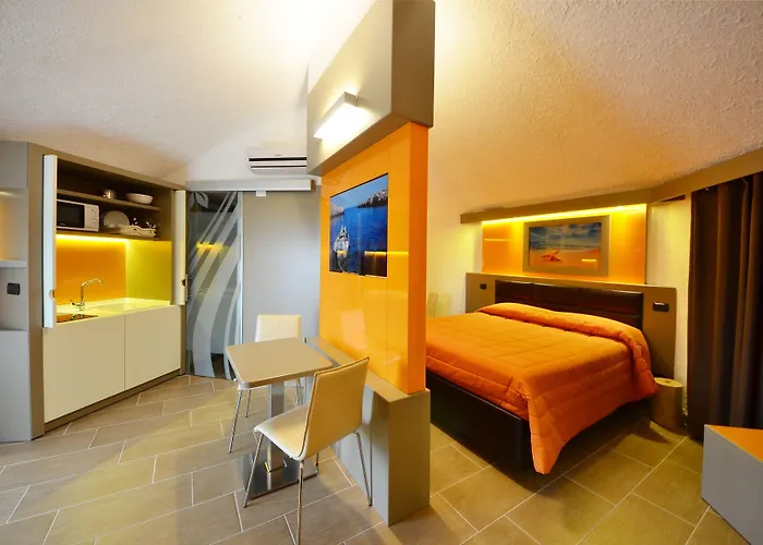 Calanica אתר נופש צ'פאלו