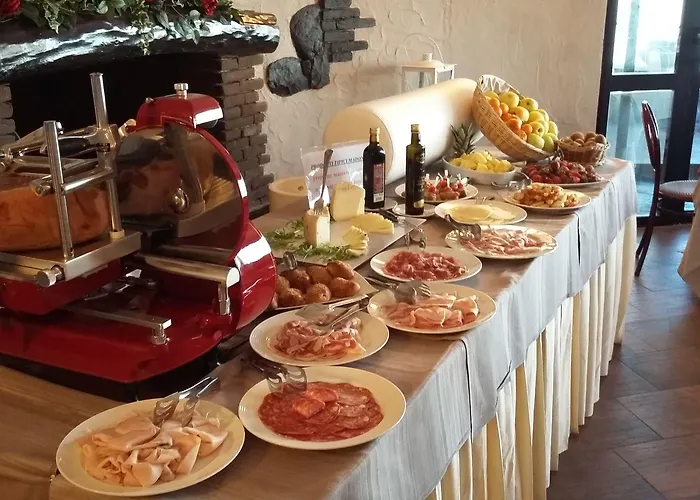 Calanica 4* צ'פאלו