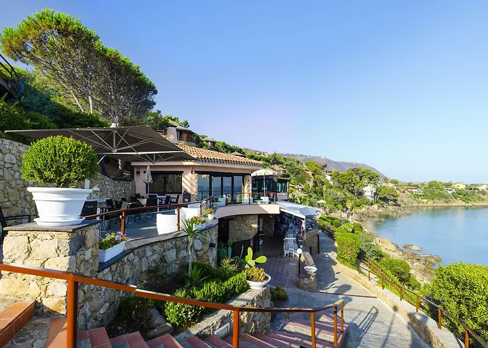 אתר נופש Calanica צ'פאלו