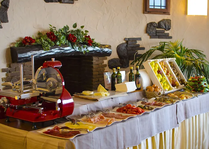 Calanica צ'פאלו