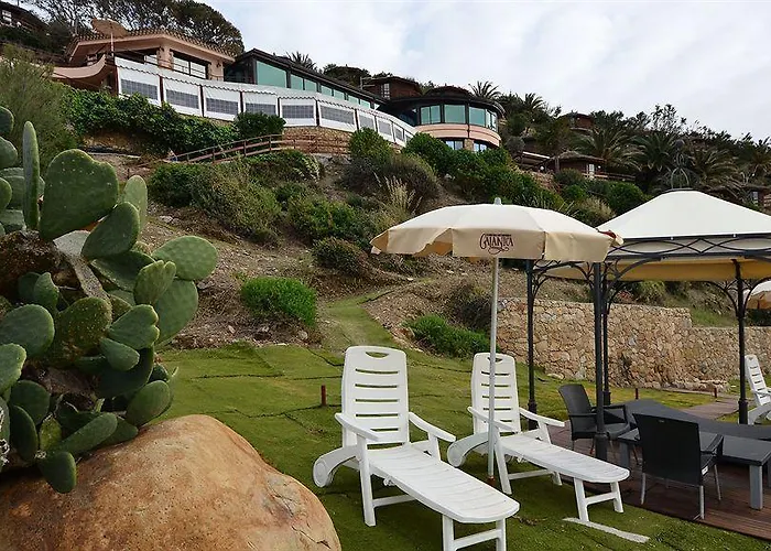 אתר נופש Calanica 4*